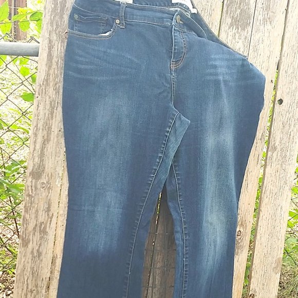 Torrid jean pants - Picture 2 of 4